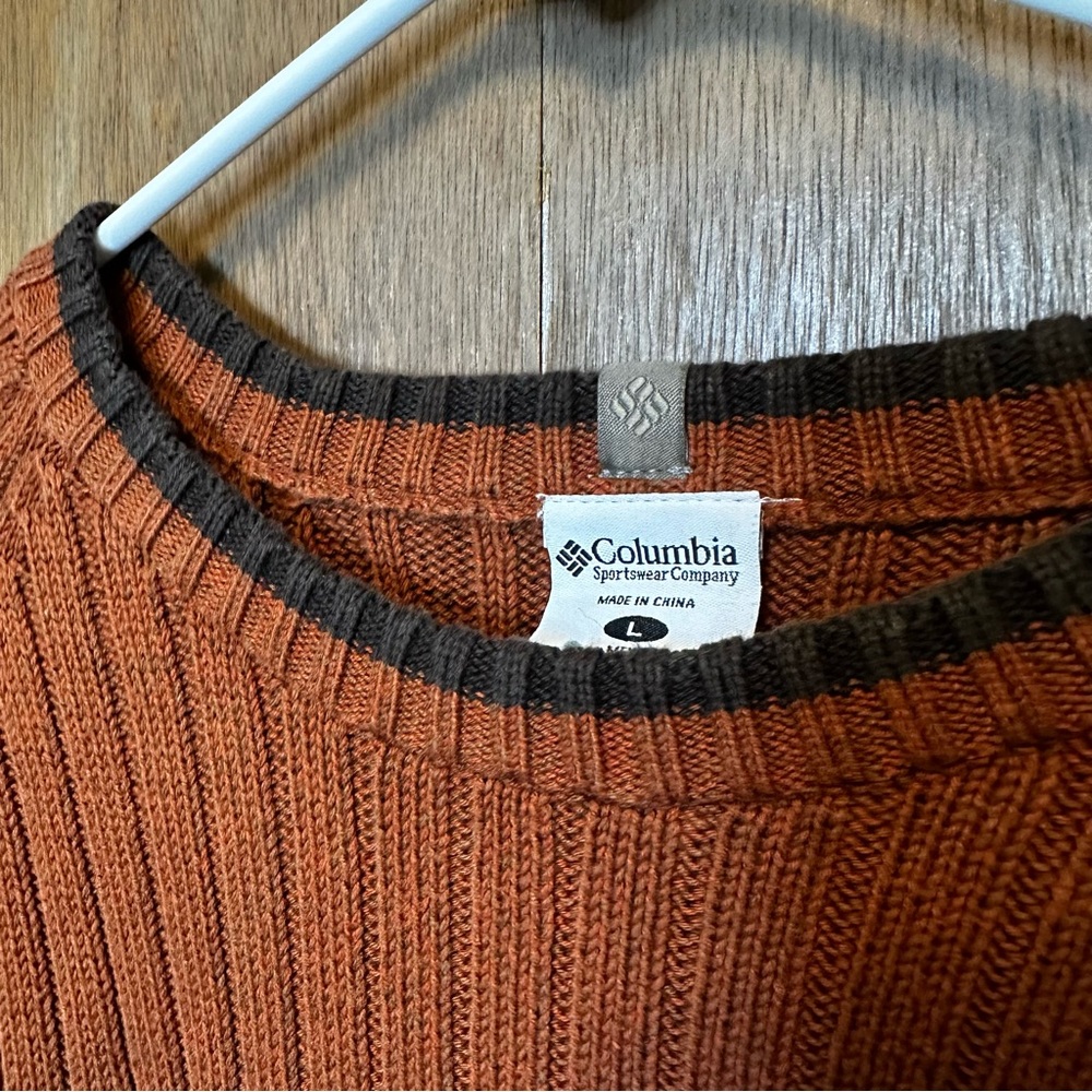 Columbia Sweater - Picture 2 of 3